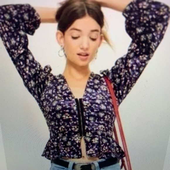 Velvet corset style top-EUC - Picture 1 of 6